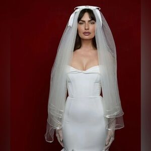 Sarah Seven Bow Veil